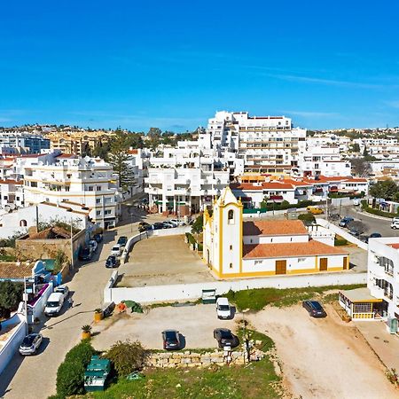 Апартаменты Algarve Golf And Relaxation Praia Da Luz Экстерьер фото