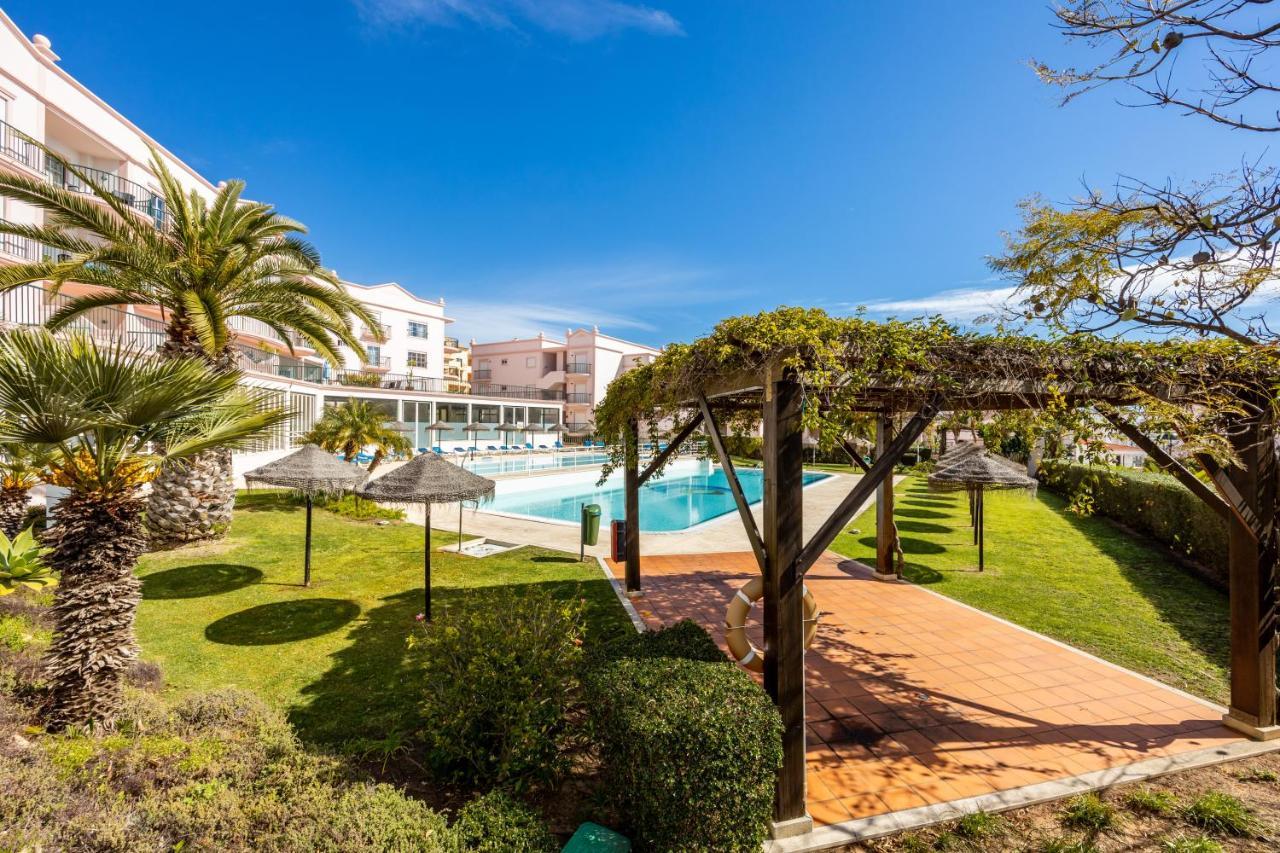 Апартаменты Algarve Golf And Relaxation Praia Da Luz Экстерьер фото